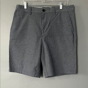 GAP Men's Gray Flat Front Shorts